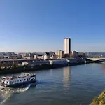 Perle De La Seine Superbe F3 Vue Seine Et Cathédrale Ruan